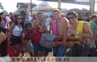 2af6d6c50bcd1df7d0f0efc3d0826dbe.jpg